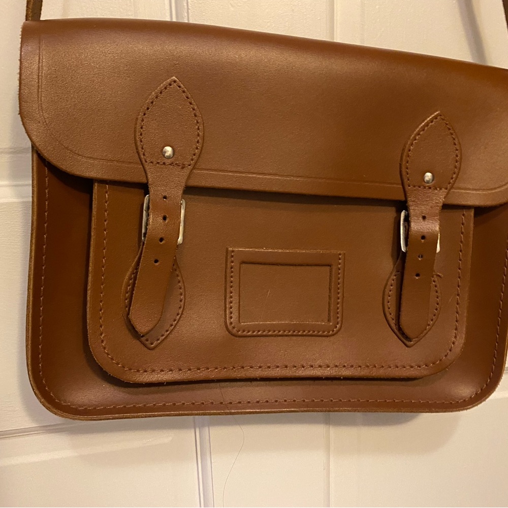 Cross body satchel bag, almost new condition